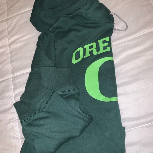 Men’s University of Oregon hoodie - Picture 3 of 3